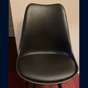 Black Task Leather Chair